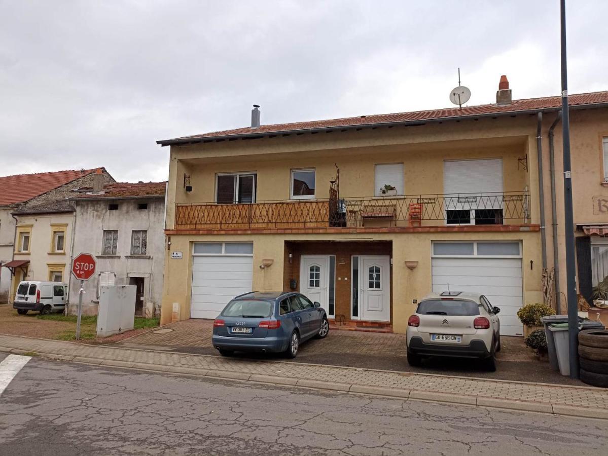 Appartement Gauche Avec Balcon Hargarten-aux-Mines Exteriör bild