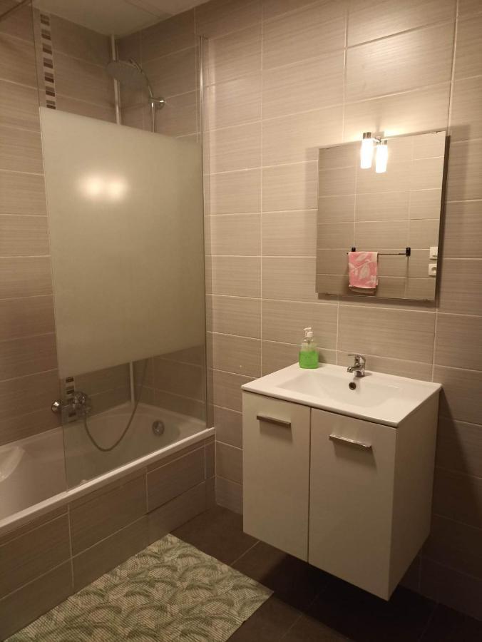 Appartement Gauche Avec Balcon Hargarten-aux-Mines Exteriör bild